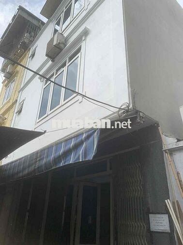 Chính chủ cho thuê nhà 3 tầng 50m2 - ngoc oto, gần mặt đường Trần Hoà