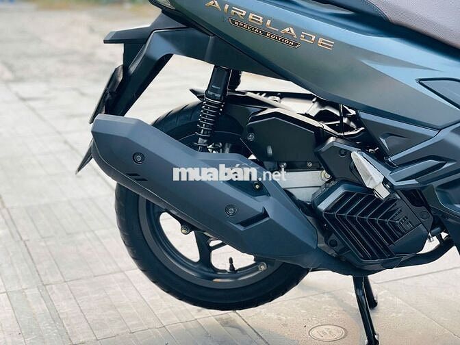 HONDA AIR BLADE 160 FI BẢN ĐEN SẦN KHÓA SMARKEY