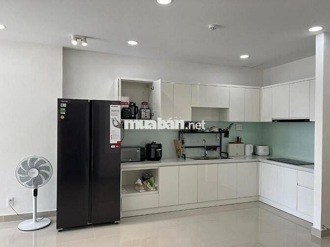 Kẹt tiền bán gâp Bán căn hộ 2pn 1 wc view thoáng, full nội thất