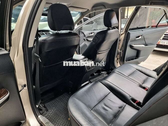 Toyota camry 2.5Q sx 2017, vàng cát, hỗ trợ góp.