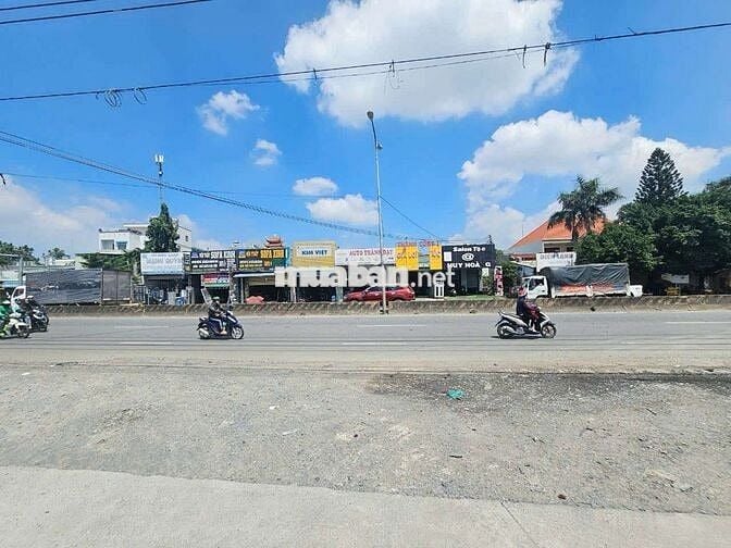 Nhà 196m mặt tiền kinh doanh quốc lộ 1k gần chợ Đông Hòa và BigC Go