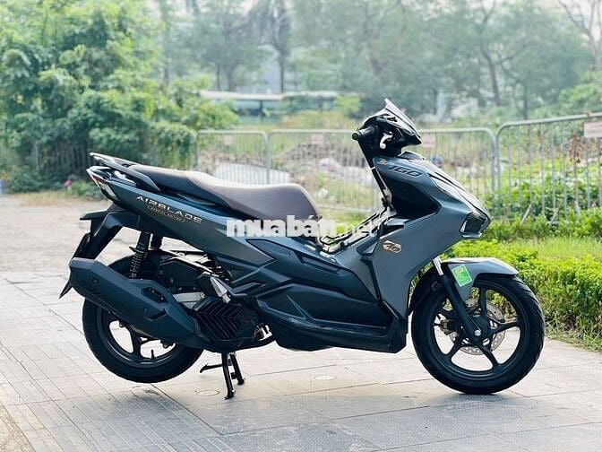 HONDA AIR BLADE 160 FI BẢN ĐEN SẦN KHÓA SMARKEY