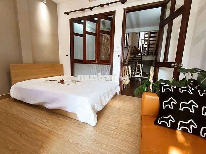 Căn Hộ Studio sát bên trường Văn Lang cs2, có bancol thoáng, mgr, FNT