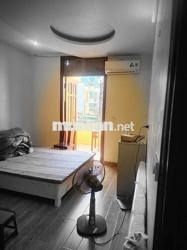 Cho thuê nhà gần trường Đại học Thăng Long