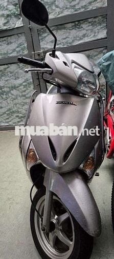Bán lại xe Lead đời 2011
