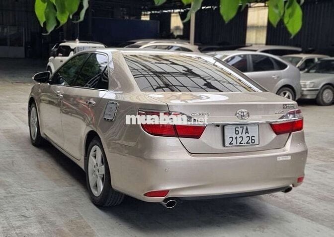 Toyota camry 2.5Q sx 2017, vàng cát, hỗ trợ góp.