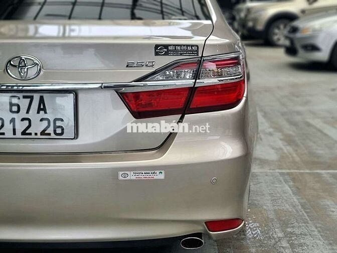 Toyota camry 2.5Q sx 2017, vàng cát, hỗ trợ góp.