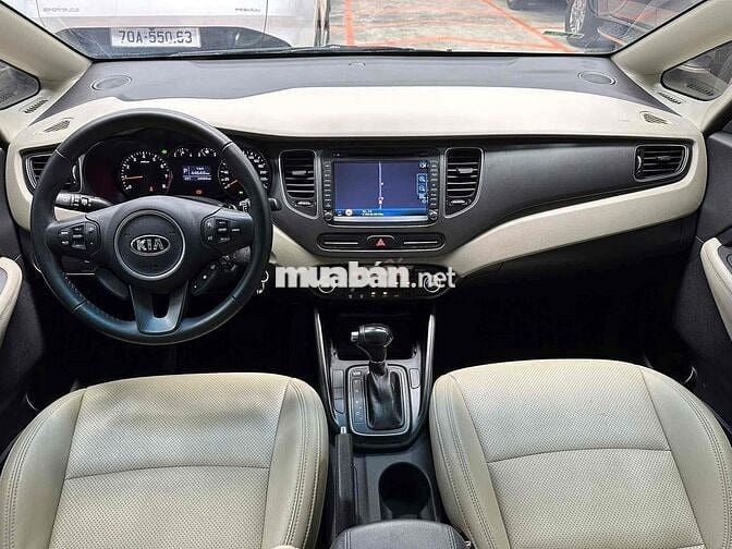 Kia Rondo 2019 số tự động - 24000 km