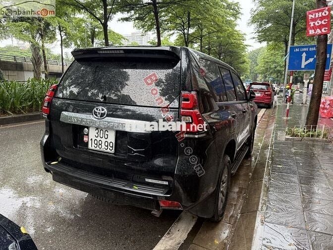 Prado sản xuất 2019 đăng ký 2020