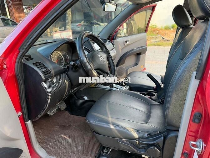 Mitsubishi Triton 2011 GL 2.4 AT 4x4 - 150000 km