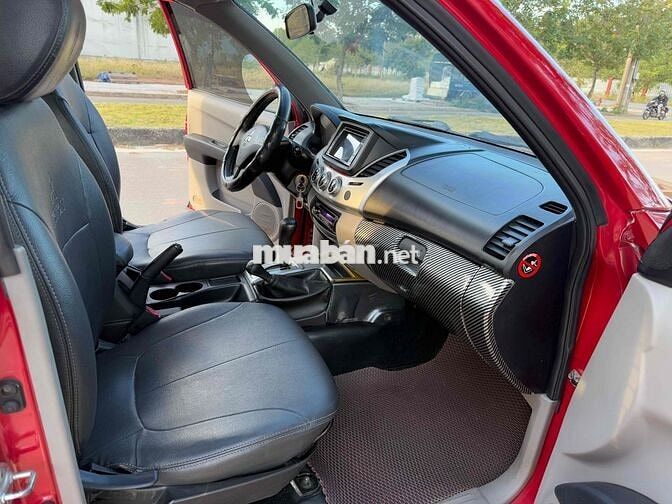 Mitsubishi Triton 2011 GL 2.4 AT 4x4 - 150000 km