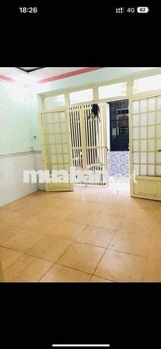 nhà đ 47/1 lầu 2pn 2wc có ban công