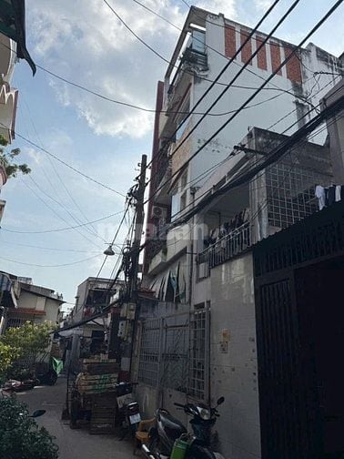 Nhà hẻm 4m, 19/6/ Hoàng X Nhị, Tân Phú, 4,5x22m, 4 tấm, 5p, sổ hồng 
