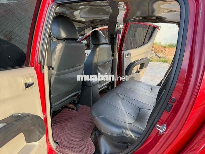 Mitsubishi Triton 2011 GL 2.4 AT 4x4 - 150000 km