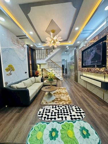 Cực hiếm!Nhà Phổ Quang-Phú Nhuận 50m²,hẻm 6m,3tầng-2pn.Sổ riêng GỌI E