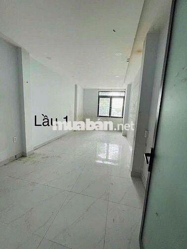 Mặt Tiền Trường Sa 150m2 3 Phòng Quận 3 Gần Đặng Văn Ngữ Vỉa Hè RỘng