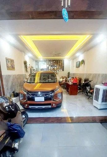 GỘP TIỀN BÁN CĂN NGUYỄN THÁI BÌNH GIÁ 8 TỶ 5 TL GIẢM SÂU ĐƯỜNG 6M SHR