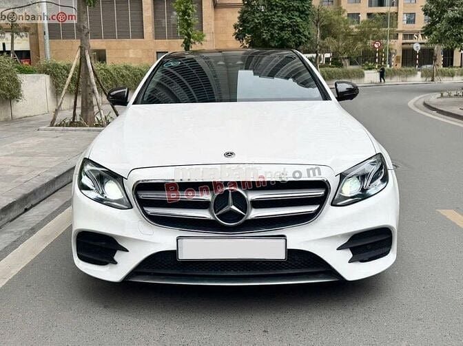 Mercedes E300 model 2017