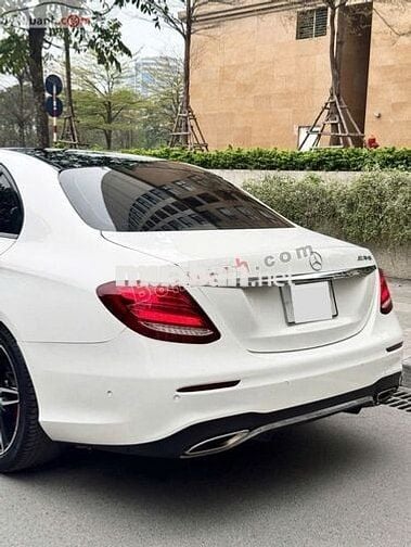 Mercedes E300 model 2017