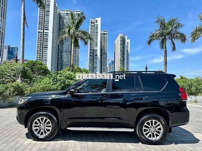 Prado VX sx 2020 màu đen siêu đẹp