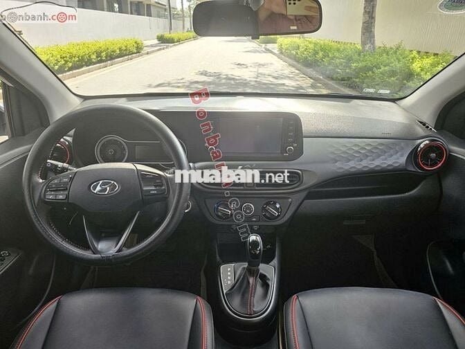 Hyundai i10 1.2 AT 2023