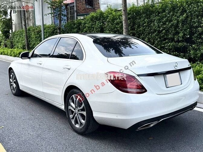 Mercedes C200 trắng nội thất đen Sản xuất 2016