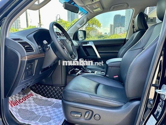 Prado VX sx 2020 màu đen siêu đẹp