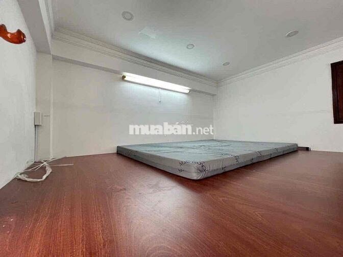 Cho Thuê Căn Hộ Gác Full Nội Thất 3ng3xe Ngay Đại Học Kinh Tế UEH