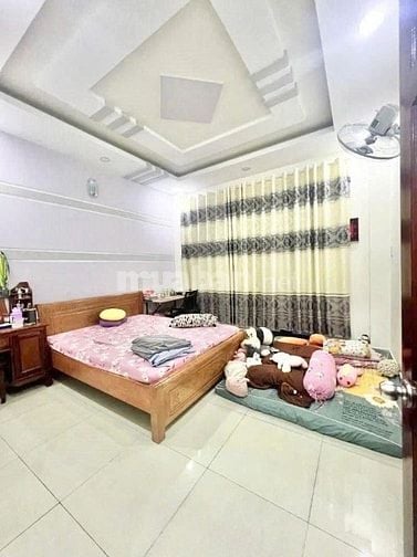 GIÁ TỐT HƠN THỊ TRƯỜNG 15% GIÁ 5 TỶ GIẢM SÂU TRUNG TÂM Q3 ĐƯỜNG 6M SHR