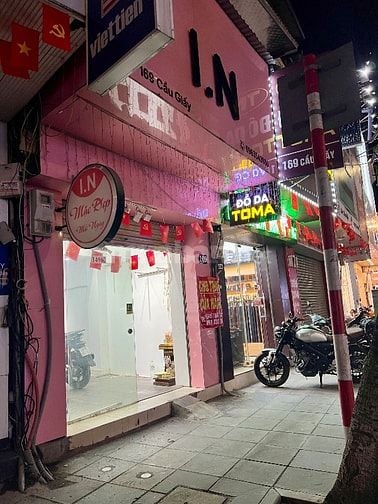 Cho thuê cửa hàng M.P 169 Cầu Giấy. DT: 22m2, mặt tiền 3.2m