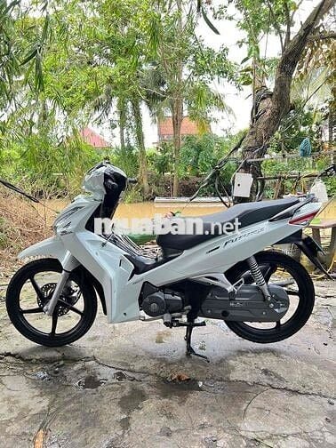 future 125  trắng đời cao