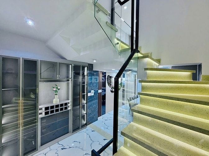 Nhà mới sơn sửa, đường Phạm Viết Chánh Giá 5tỷ790 48m2 Không vướng PL.