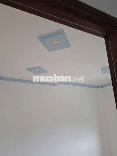 Cho thuê nhà full nội thất 12tr/t 2 lầu 4PN phường uyên hưng tân uyên