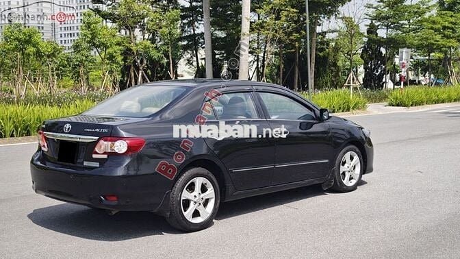 Toyota Altis 2011