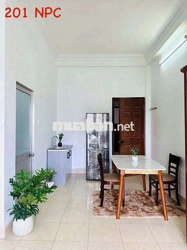 CHDV Ban Công Full Nội Thất Bồn Tắm ở Nguyễn Phúc Chu, P15, Tân Bình