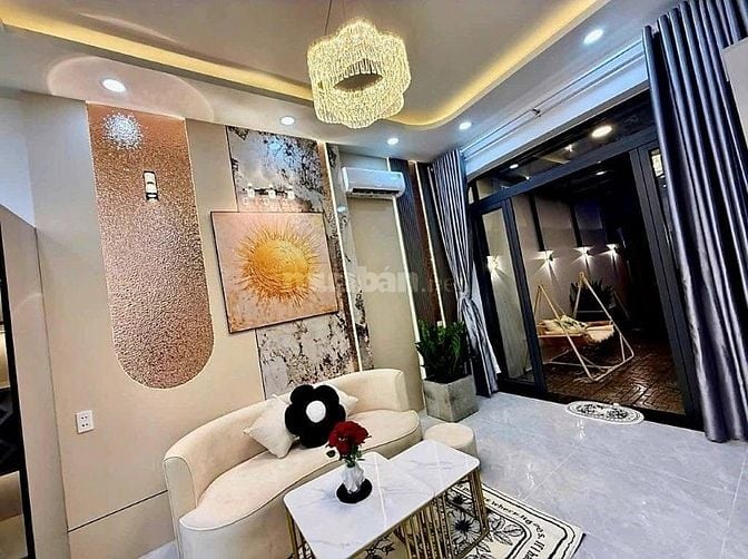 Chỉ dọn vào ở _hẻm1/ Nguyễn Bỉnh Khiêm_GV_56m_SHR_lhZalo/gọi ngay 0398.55.8888 sang