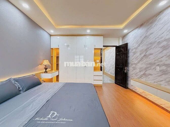 NHÀ HIẾM - NHÀ MỚI 4PN - 5WC ĐƯỜNG XE TẢI. Siêu Phẫm Bình Tân 🌹
