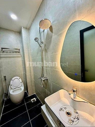 Chỉ dọn vào ở _hẻm1/ Nguyễn Bỉnh Khiêm_GV_56m_SHR_lhZalo/gọi ngay 0398.55.8888 sang