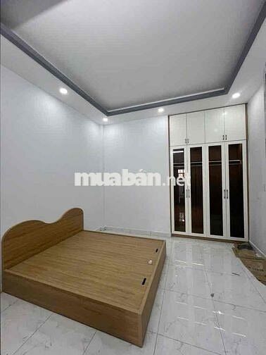 BÁN NHÀ ĐẸP NGAY LÊ VĂN QUỚI 4x11m SÁT HXH 6M 2TẦNG 2PN SHR