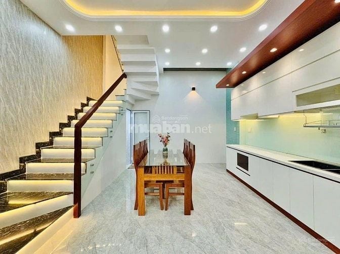 Cơ hội hiếm: Nhà đẹp trung tâm Phú Nhuận – 68m², giá chỉ 3,68 tỷ