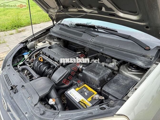 Kia Carens EX 2.0 MT 2010