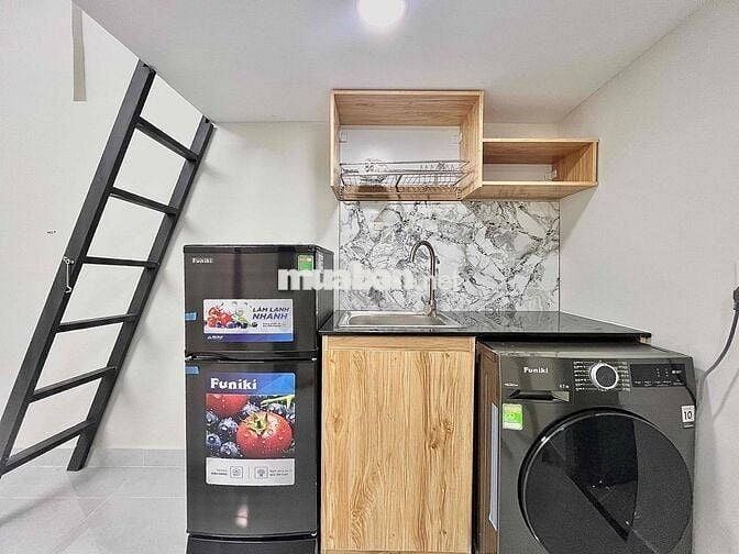 Khai Trương Duplex Ban Công Cửa Sổ Máy Giặt Riêng Gần Ngã Tư Hàng Xanh