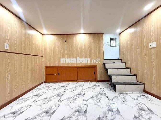 Mình chính chủ,bán nhà đẹp xây 3 tầng kiên cố.Hẻm 5m,kdc hiện hữu Q.7