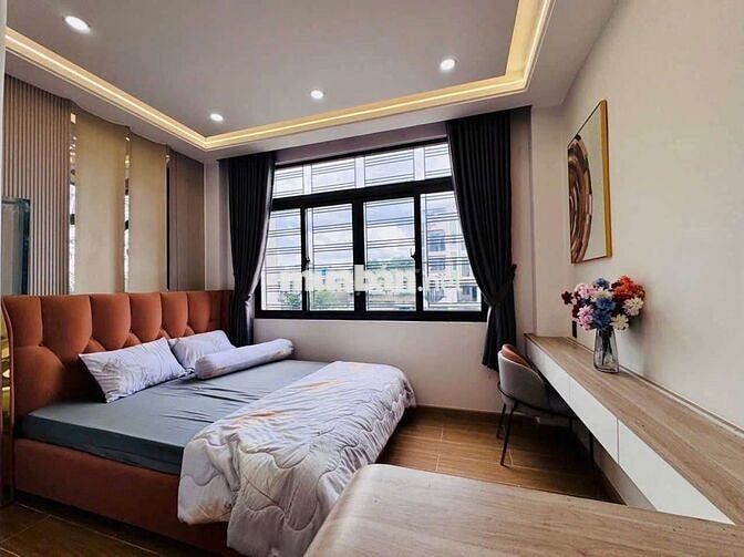 Cho thuê siêu phẩm nhà phố liền kề, Full Nội Thất, Phan Huy Ích p14 GV