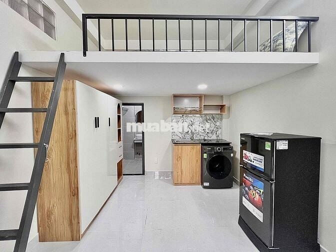 Khai Trương Duplex Ban Công Cửa Sổ Máy Giặt Riêng Gần Ngã Tư Hàng Xanh