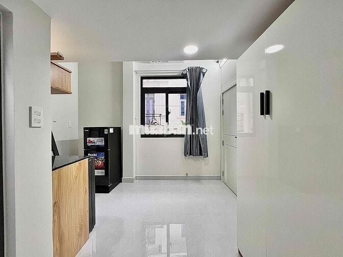 Khai Trương Duplex Ban Công Cửa Sổ Máy Giặt Riêng Gần Ngã Tư Hàng Xanh