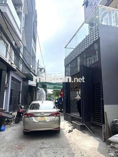 Mình chính chủ,bán nhà đẹp xây 3 tầng kiên cố.Hẻm 5m,kdc hiện hữu Q.7