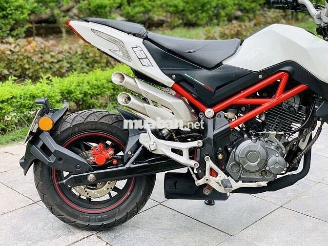 BENELLI TNT 125 NGUYÊN ZIN ĐỜI CAO BIỂN HN XE NHẬP
