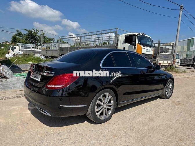 Mercedes Benz C Class 2015 C200 - 90000 km