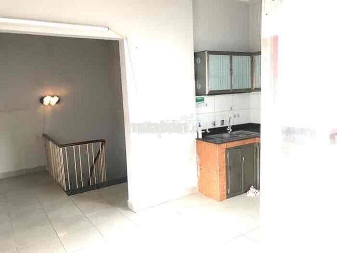 Nhà Ngô Quyền - 23 m sổ -28 m sử dụng -3 tầng - sổ riêng